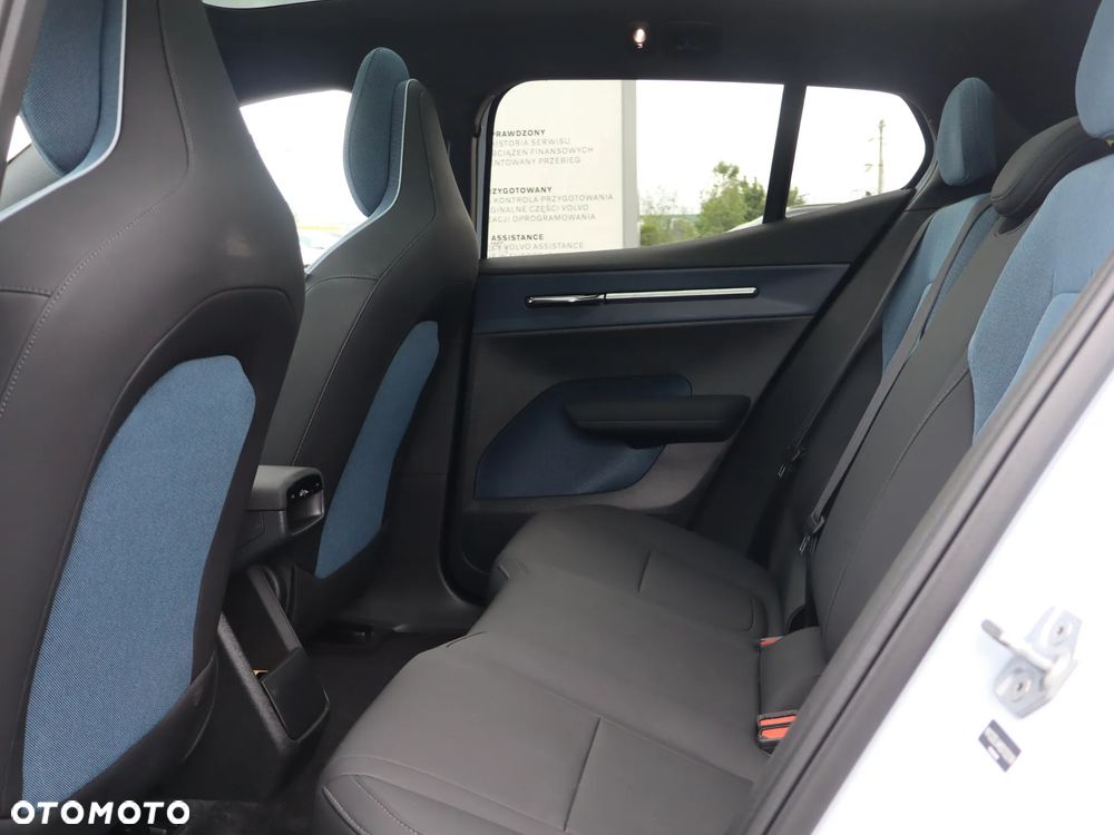 Volvo EX30 69kWh Single Motor Long Range Ultra - 16