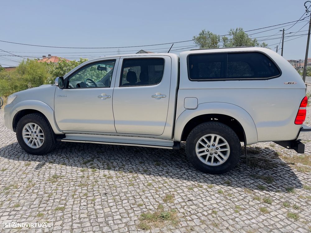 Toyota Hilux - 28
