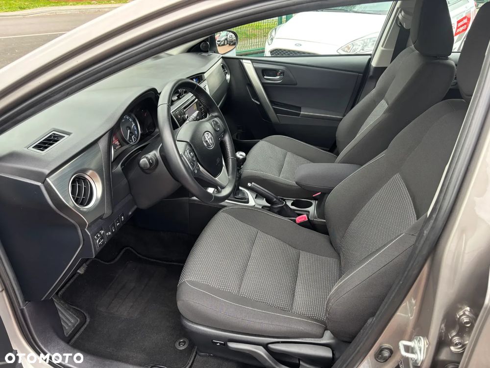 Toyota Auris 1.6 Valvematic Life Plus - 11