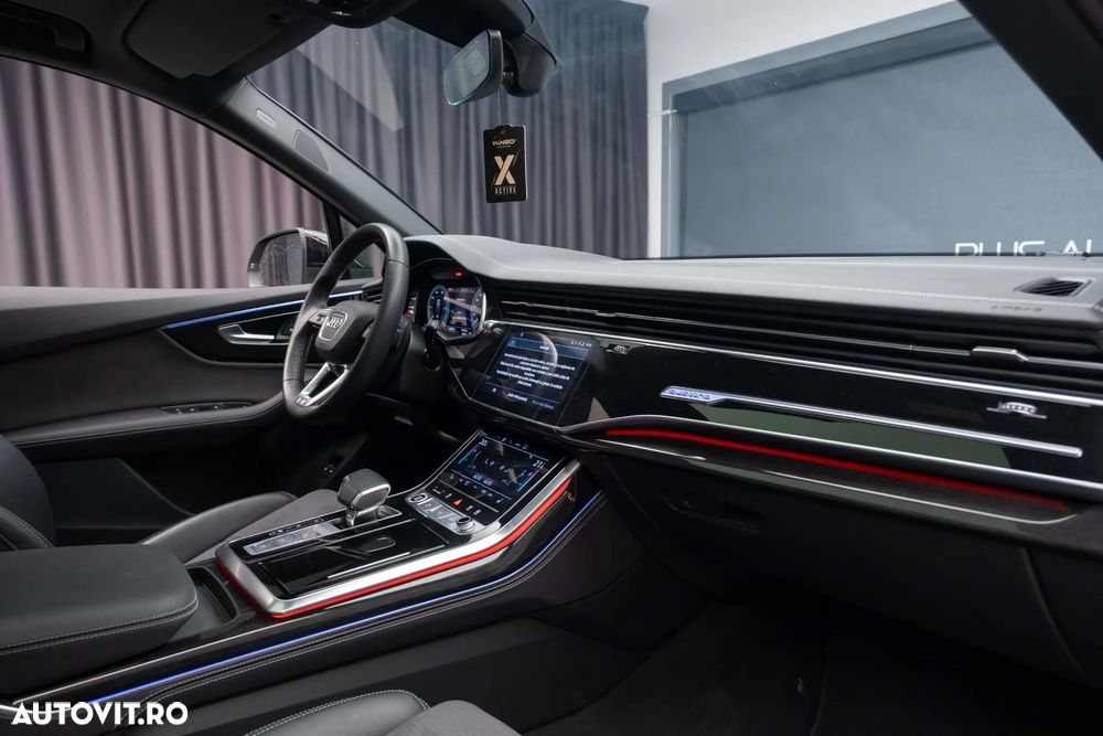 Audi Q7 55 TFSI e quattro Tiptronic PHEV S Line - 35
