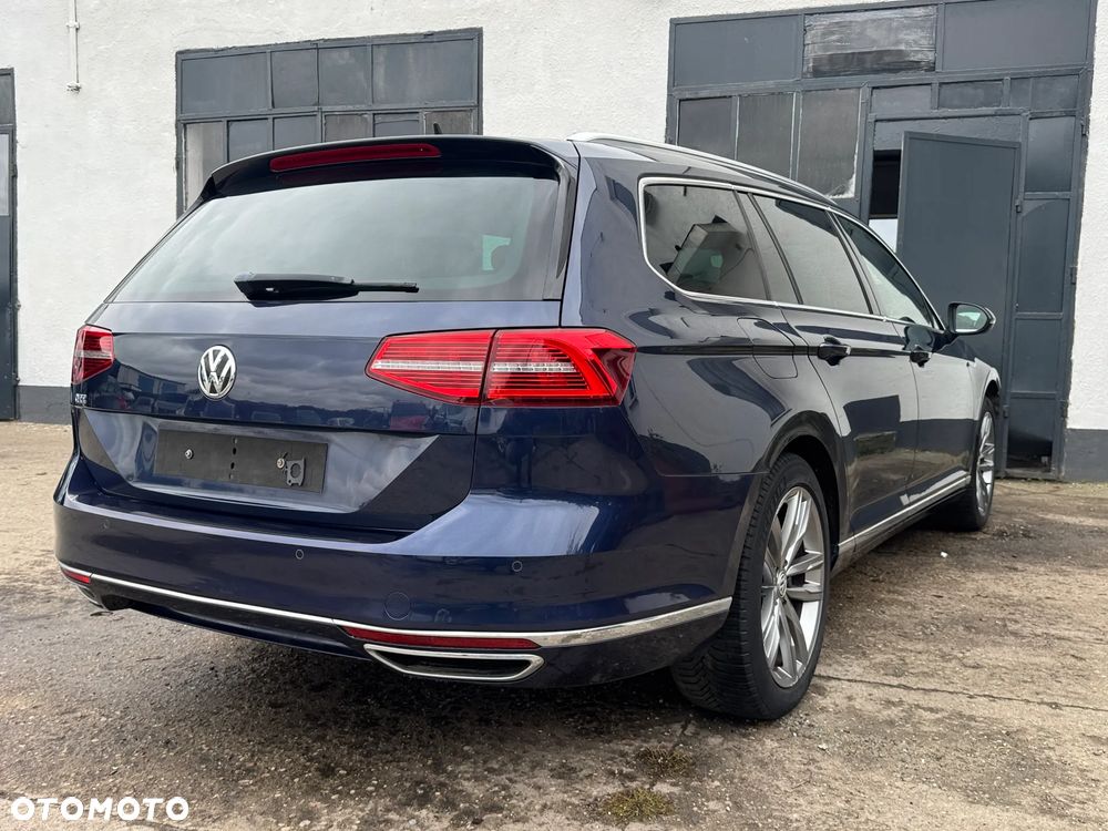 Volkswagen Passat - 5