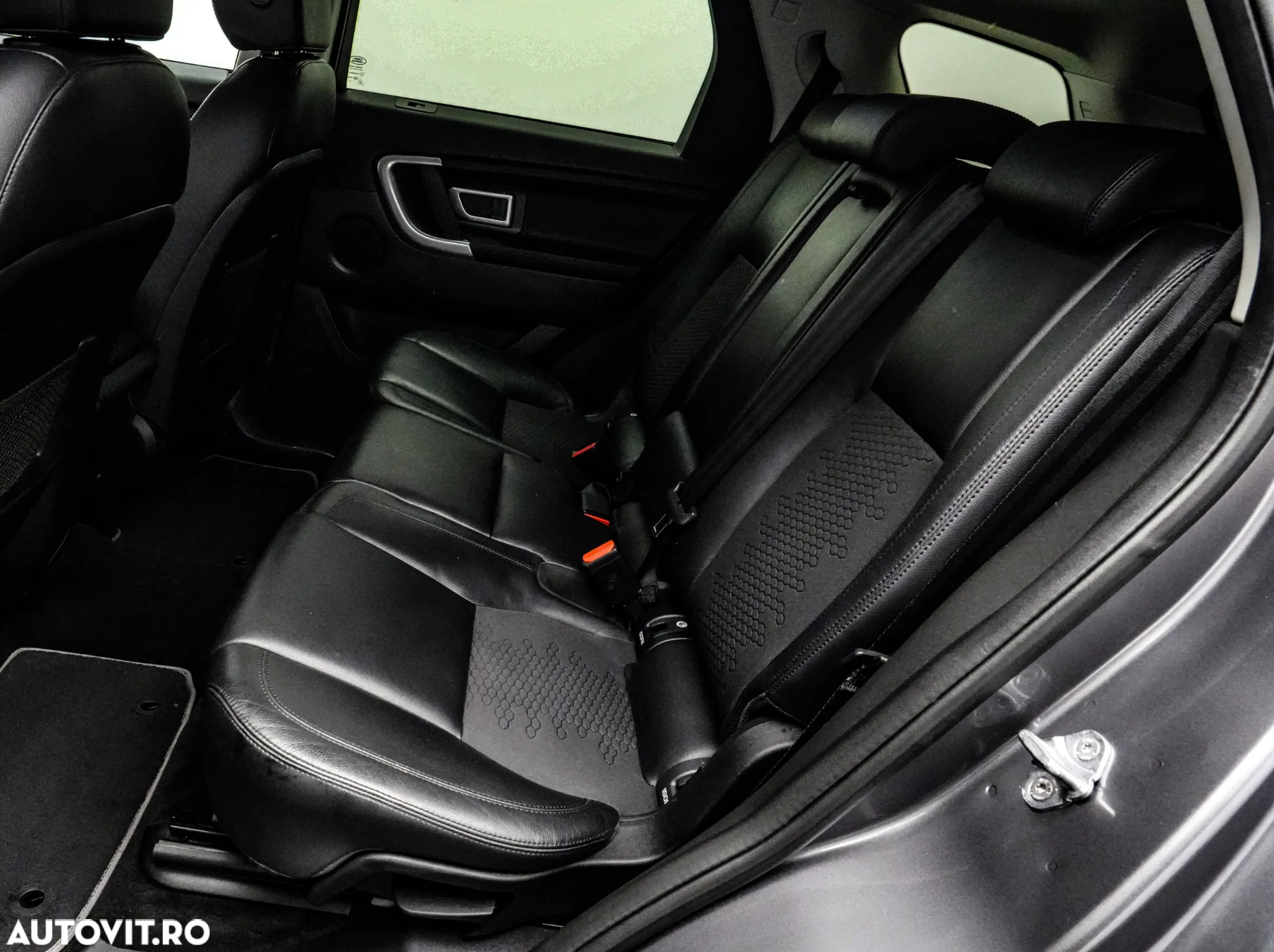 Land Rover Discovery Sport 2.0 l TD4 HSE Aut. - 15