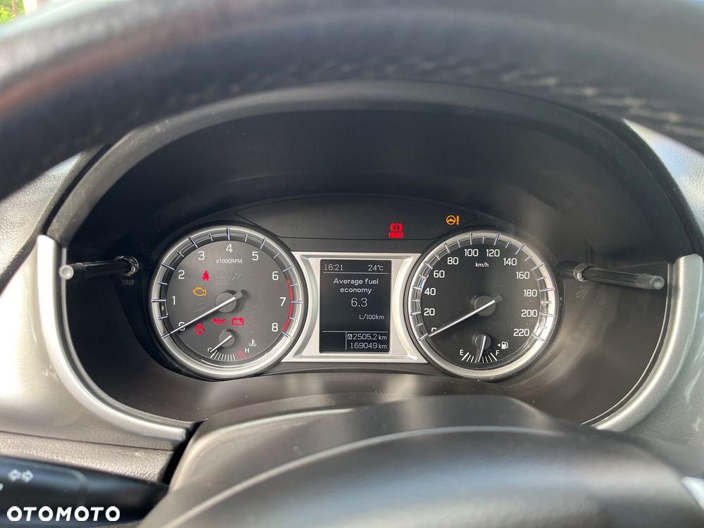 Suzuki Vitara 1.6 Premium 2WD - 17