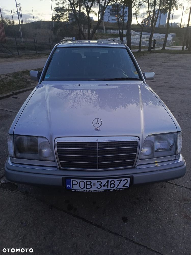 Mercedes-Benz Klasa E - 4