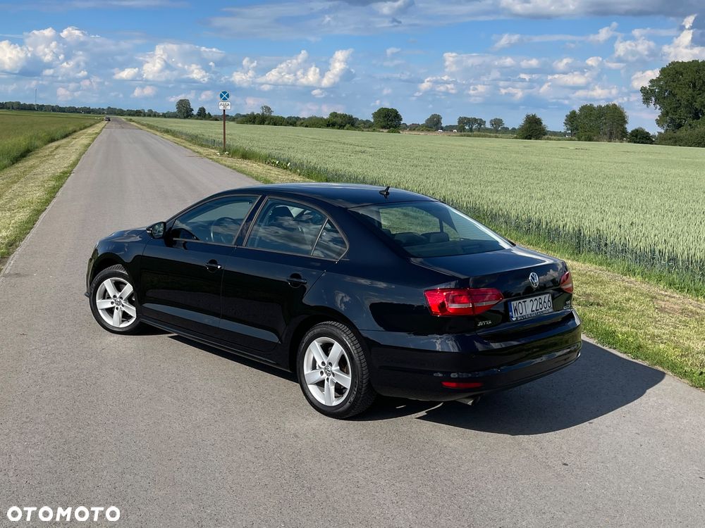 Volkswagen Jetta 1.2 TSI Comfortline - 9