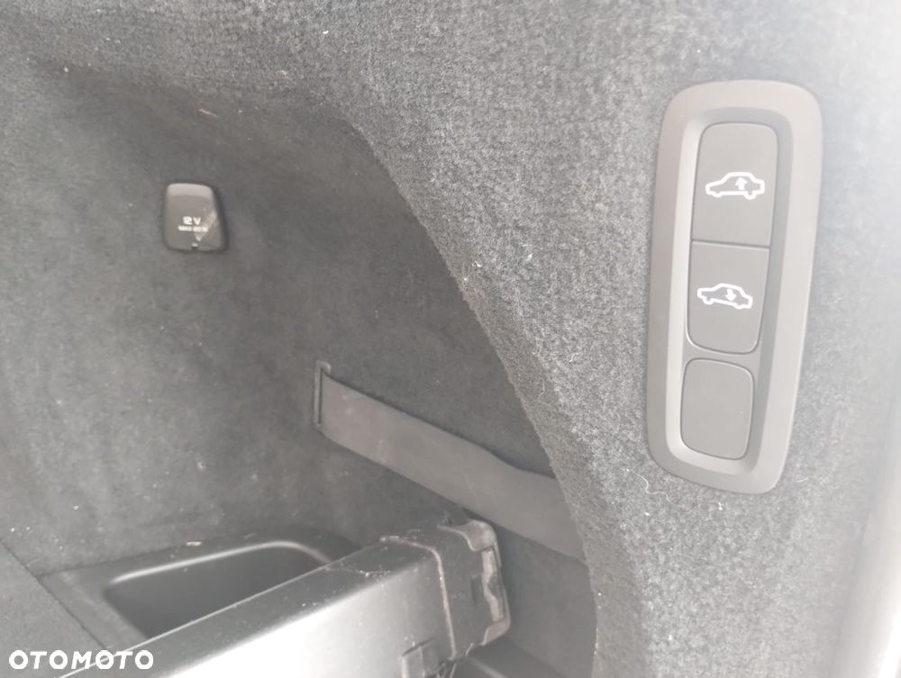 Volvo XC 90 D5 AWD Inscription 7os - 38
