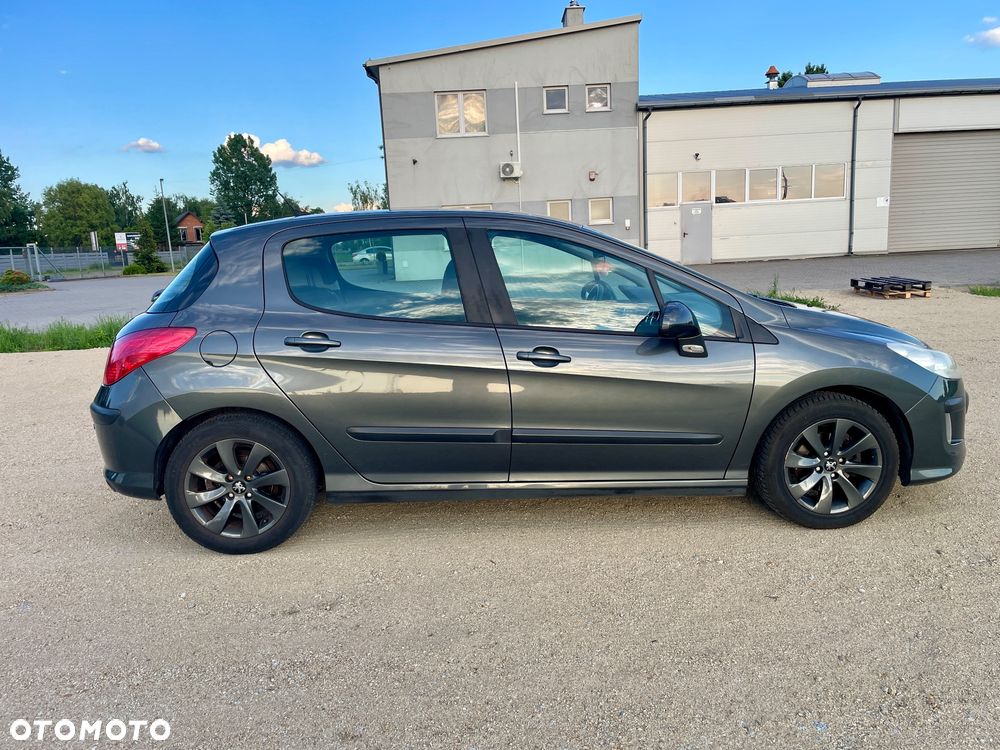 Peugeot 308 1.6 Premium - 11