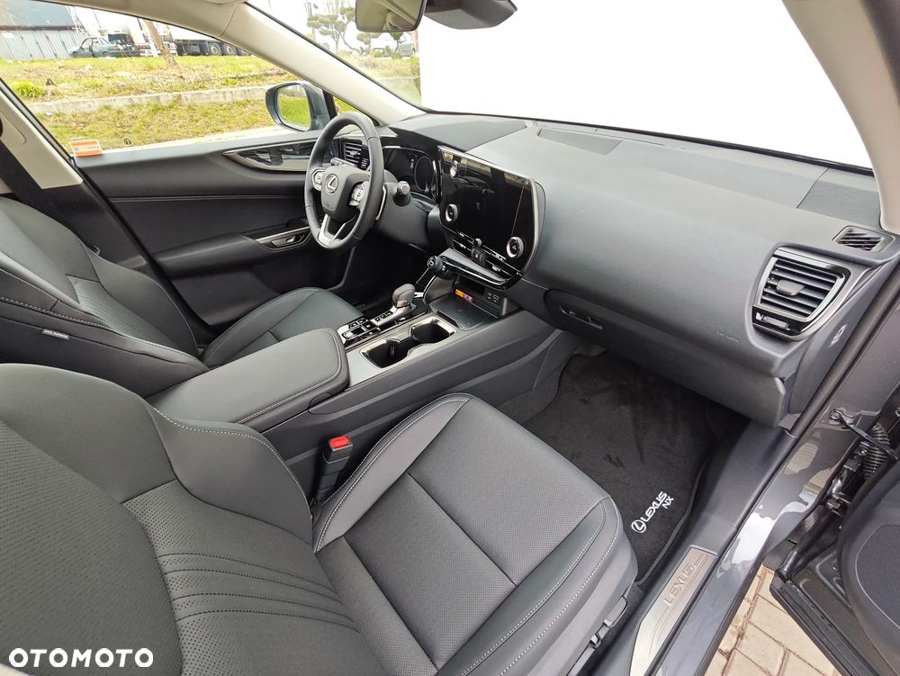 Lexus NX 350h Prestige AWD - 4