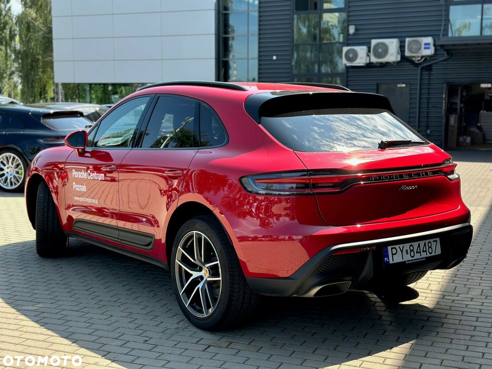 Porsche Macan - 3