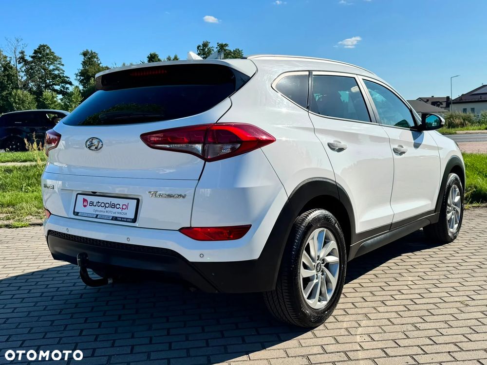 Hyundai Tucson 1.7 CRDI BlueDrive Comfort 2WD DCT - 11