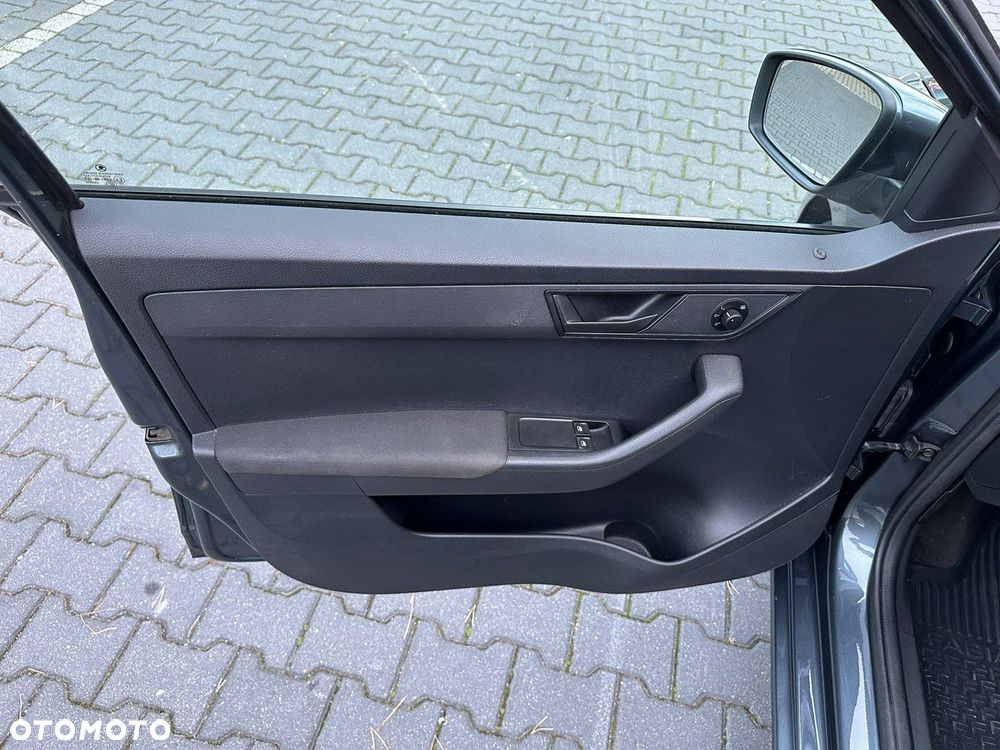 Skoda Fabia - 23