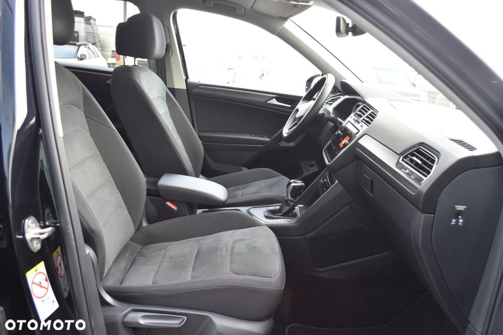 Volkswagen Tiguan 1.5 TSI EVO Elegance DSG - 38