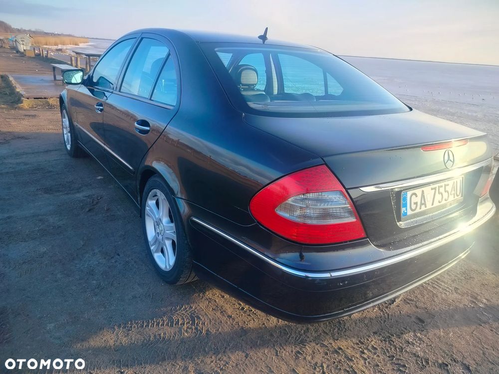 Mercedes-Benz Klasa E - 6