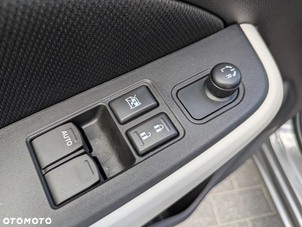 Suzuki Swift 1.2 Dualjet SHVS Premium - 10