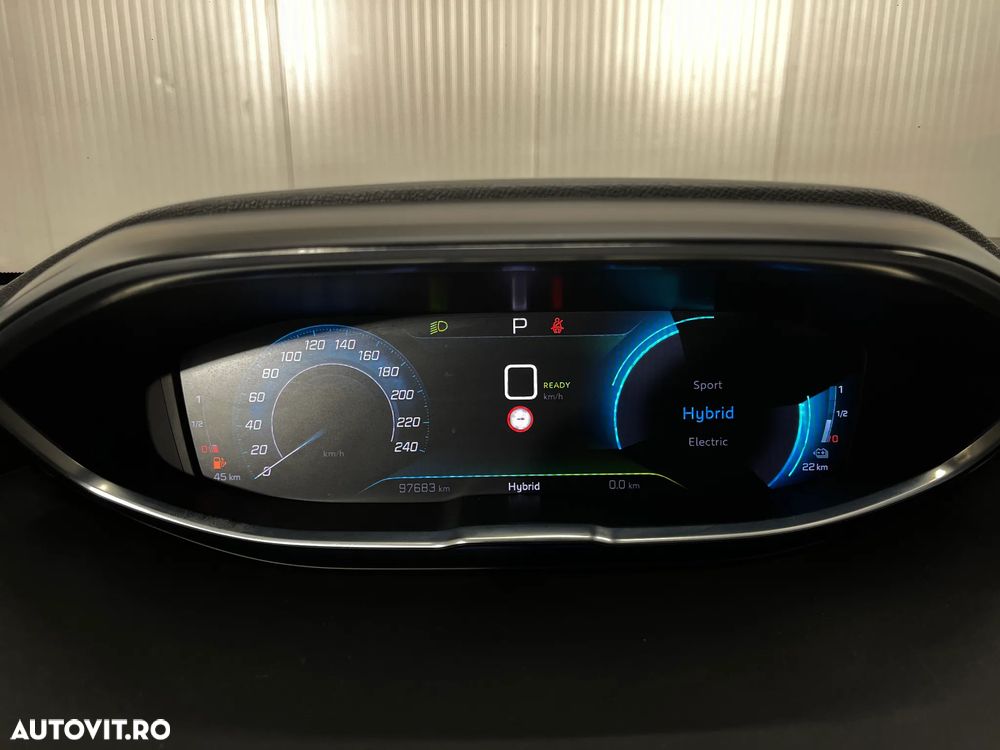 Peugeot 3008 225 e-EAT8 Allure Pack - 30