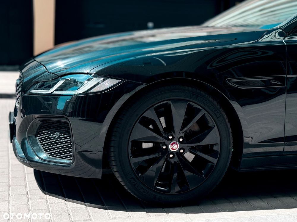 Jaguar XF D200 R-Dynamic SE - 10