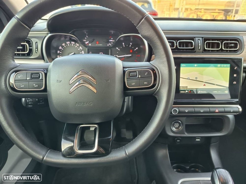 Citroën C3 1.2 PureTech Shine - 15