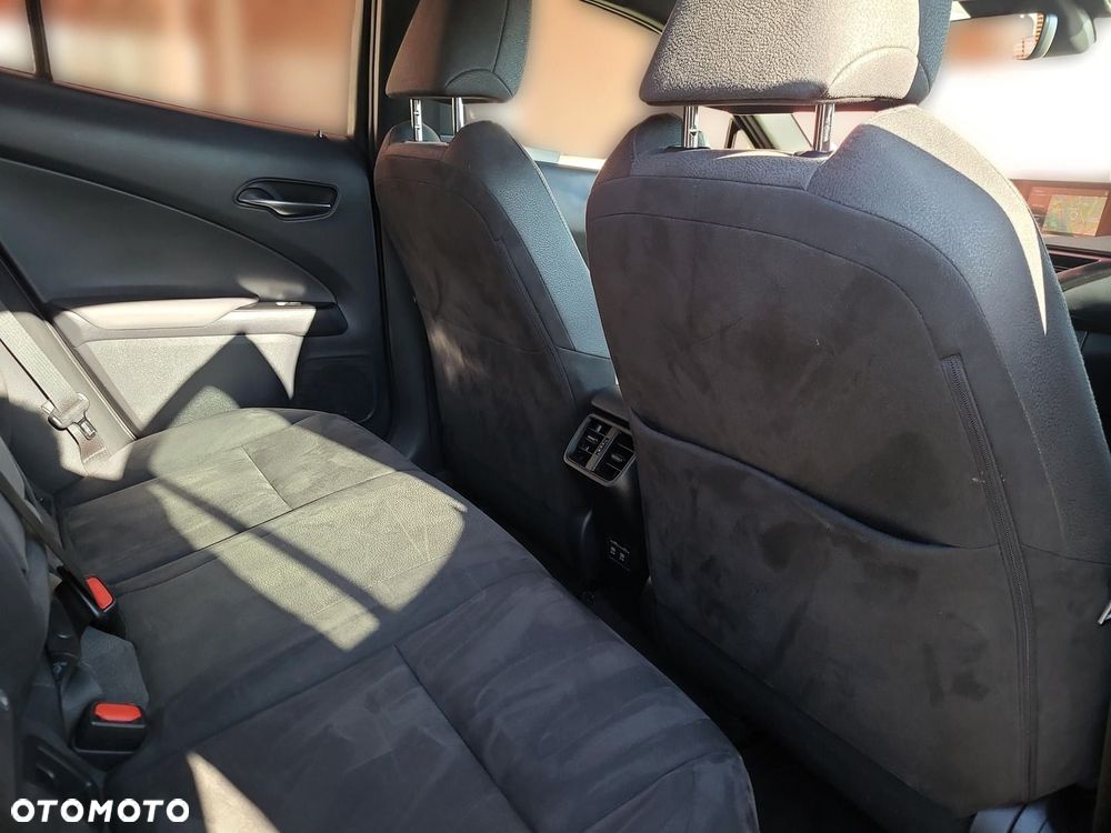 Lexus UX 200 Optimum 2WD - 21