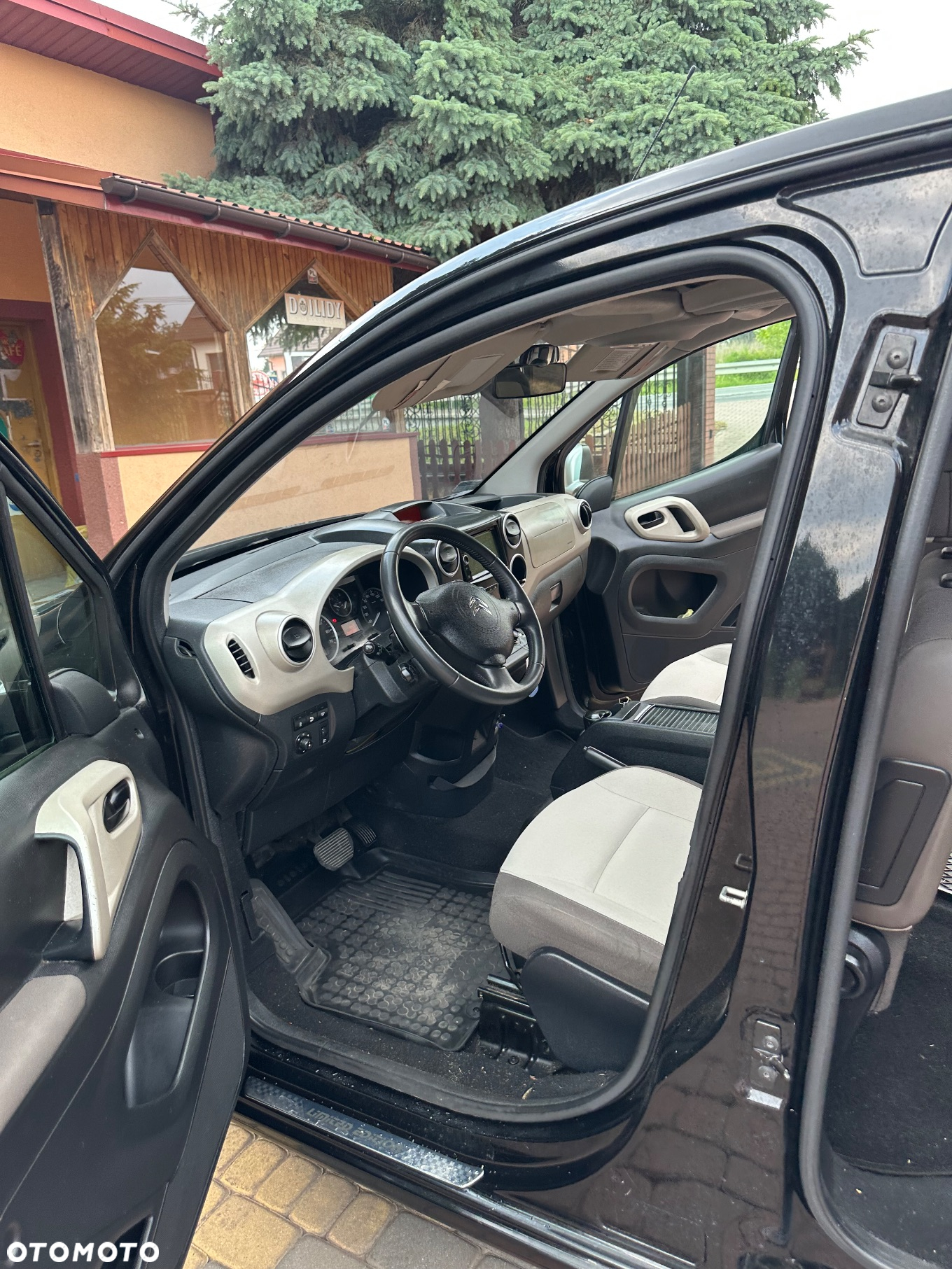 Citroën Berlingo Multispace e-HDi 90 FAP EGS6 Start Stop Selection - 17