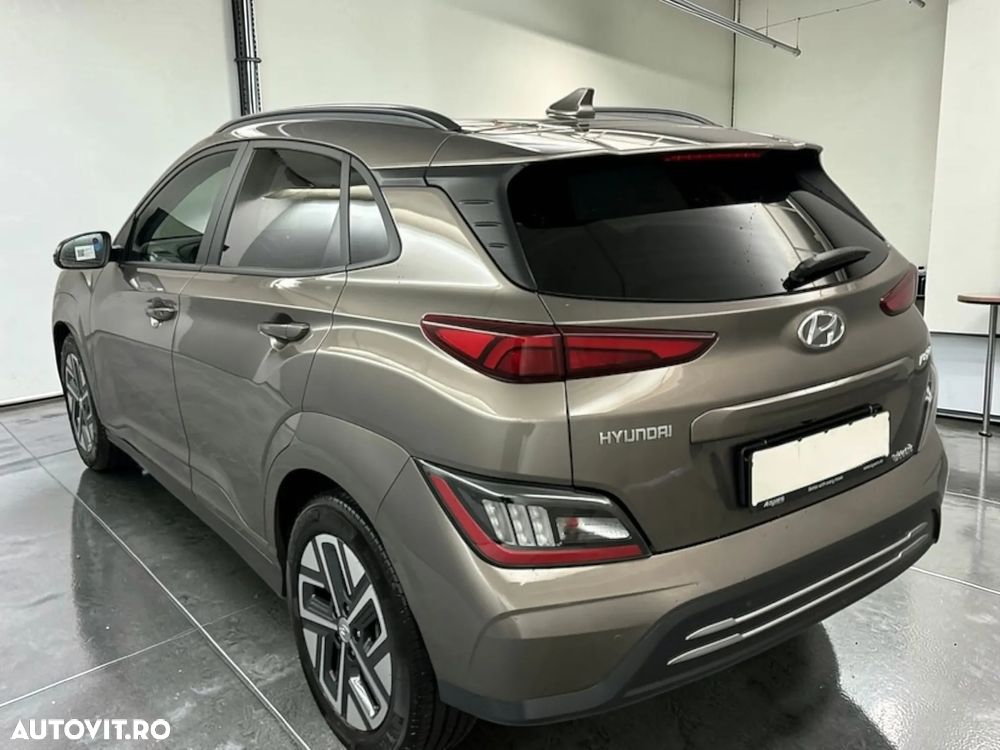 Hyundai KONA Premium - 3