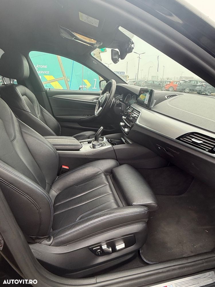 BMW Seria 5 530i xDrive AT - 9