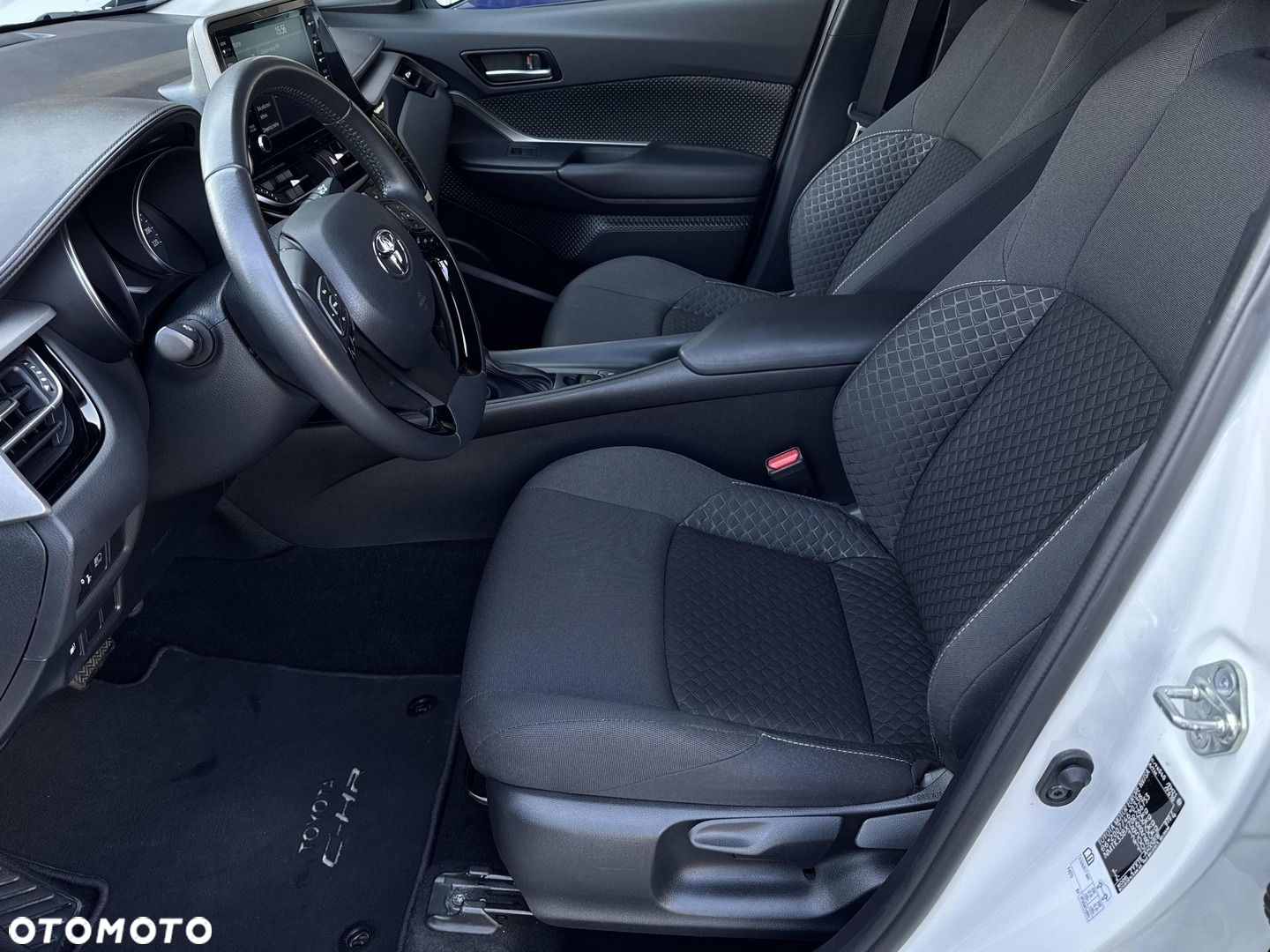 Toyota C-HR 1.8 Hybrid GPF Comfort - 14