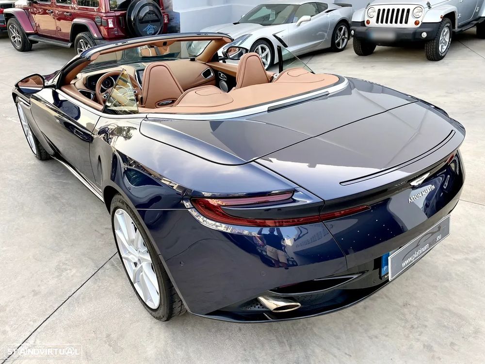 Aston Martin DB11 Coupé V8 Auto - 54