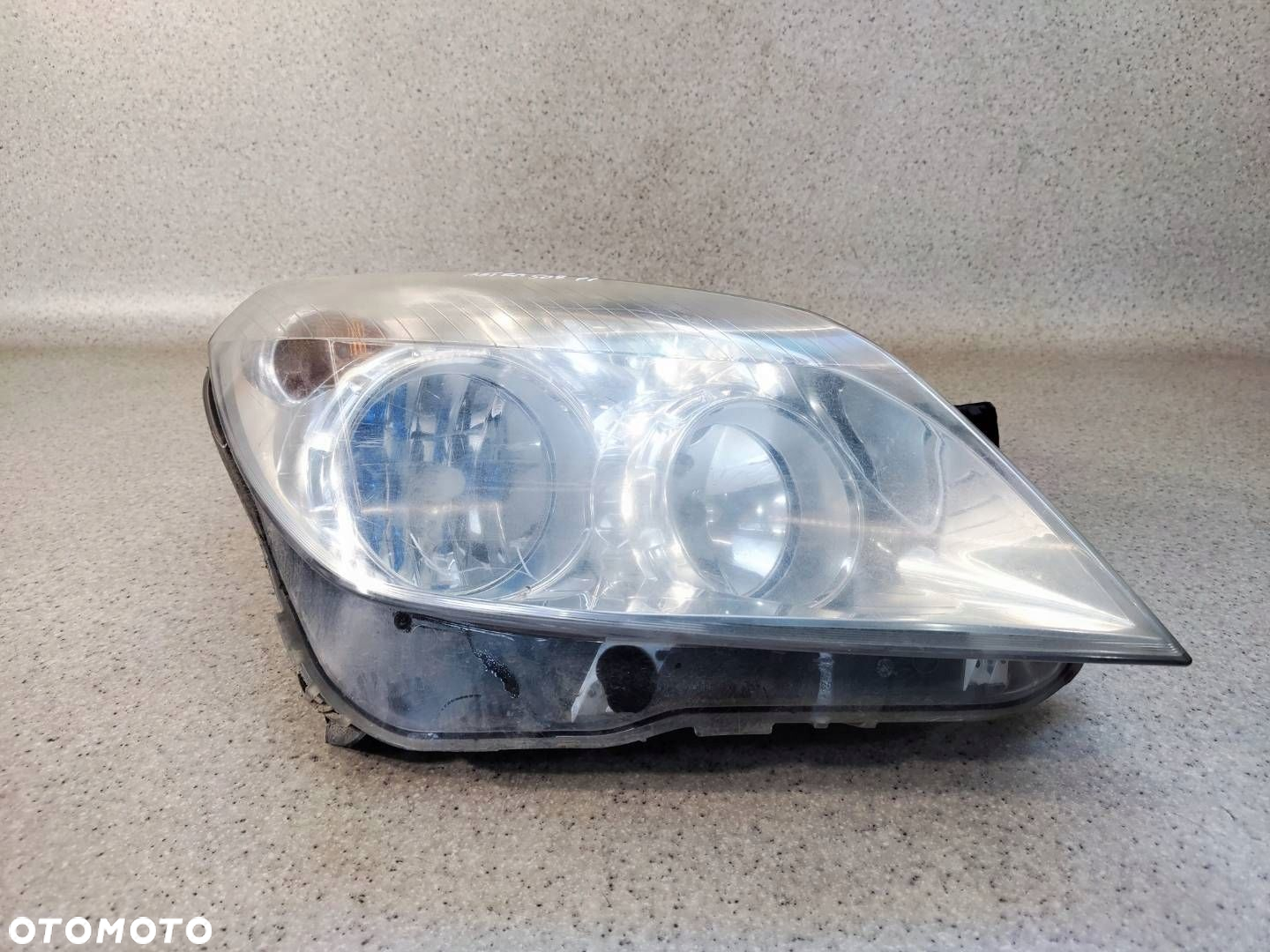 REFLEKTOR LAMPA PRAWA PRZÓD PRZEDNIA OPEL ASTRA H III EUROPA 1EG270370-42 - 2