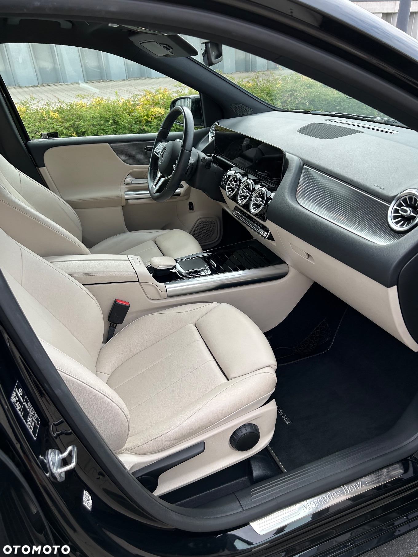 Mercedes-Benz Klasa B 180 7G-DCT - 10
