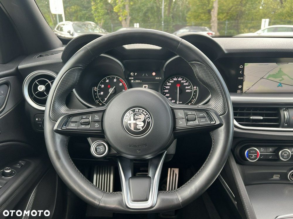 Alfa Romeo Stelvio - 31