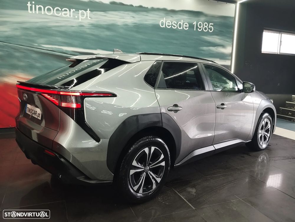 Toyota bZ4X 71,4 kWh Premium - 5