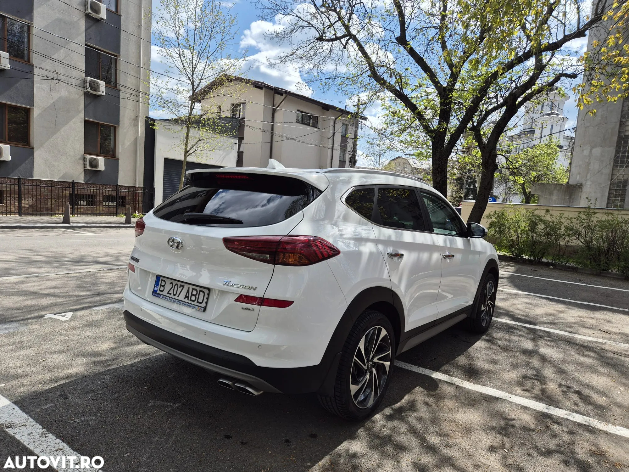 Hyundai Tucson 1.6 T-GDi 4WD 7DCT Premium - 4