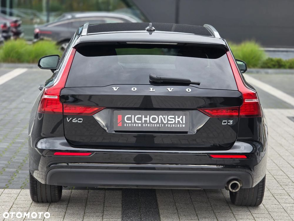 Volvo V60 D3 AWD Momentum Pro - 7