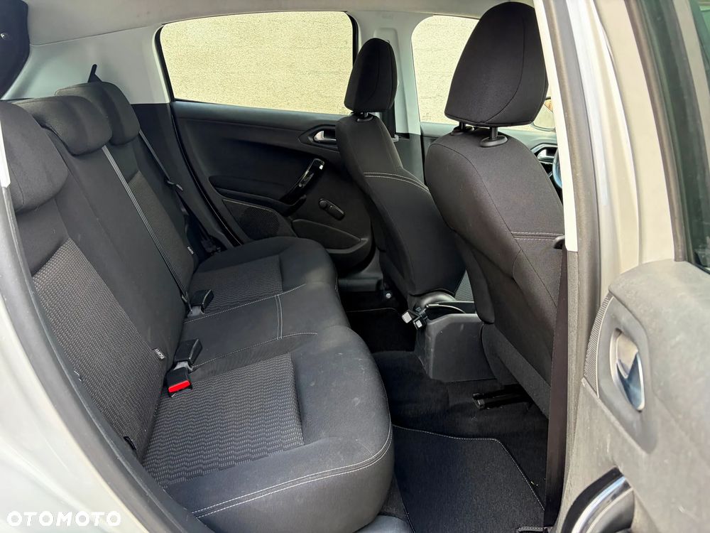 Peugeot 208 1.4 HDi Active Pack - 9