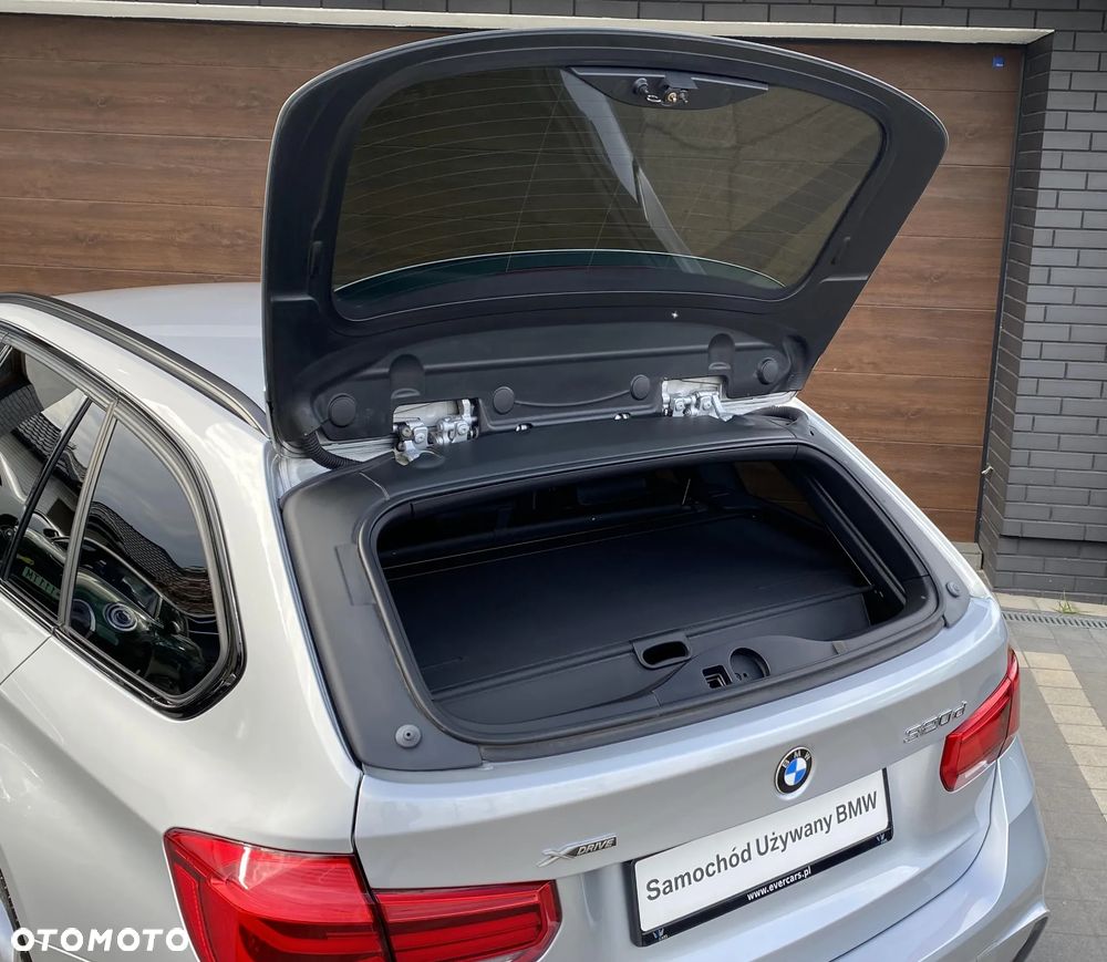 BMW Seria 3 320d xDrive M Sport - 38