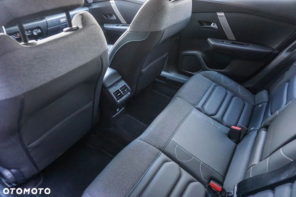 Citroën C4 1.2 PureTech Shine S&S EAT8 - 28