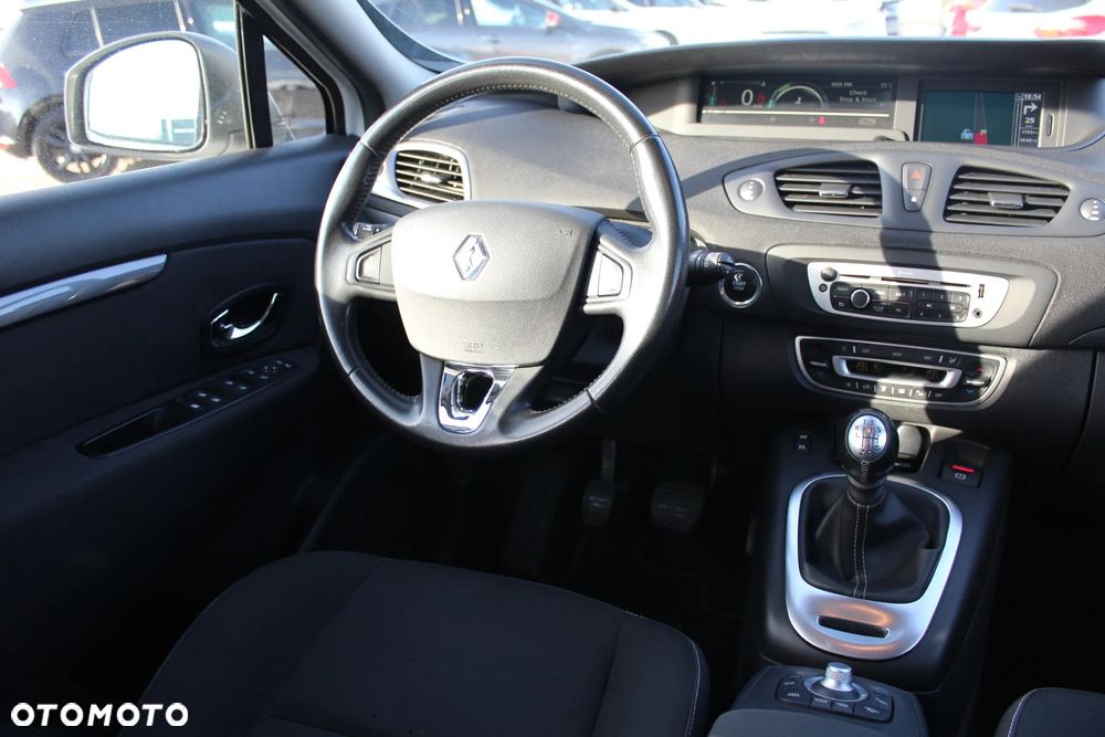 Renault Scenic - 29
