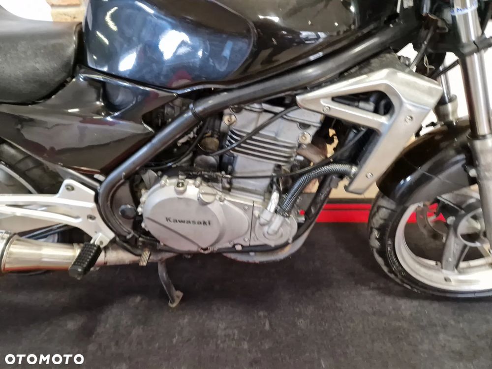 Kawasaki ER - 25