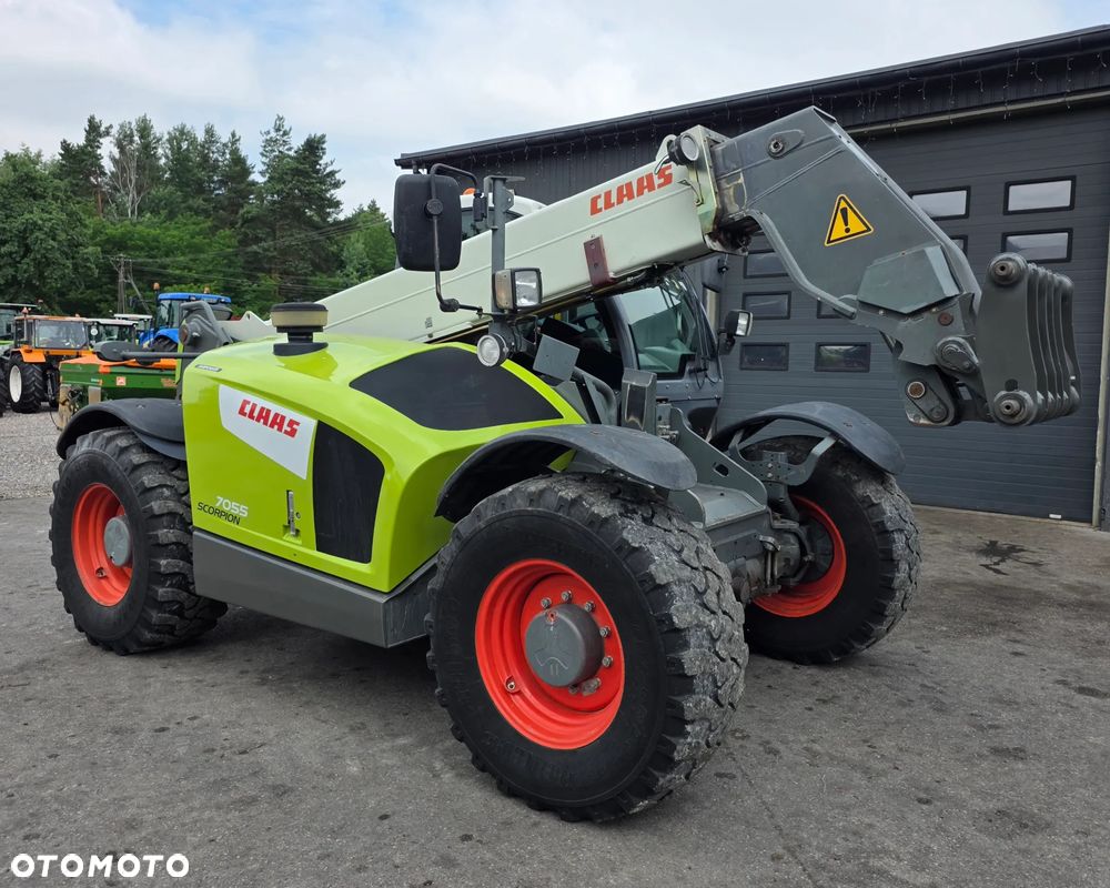 Claas Scorpion 7055 T4I  VPWR+40 - 17