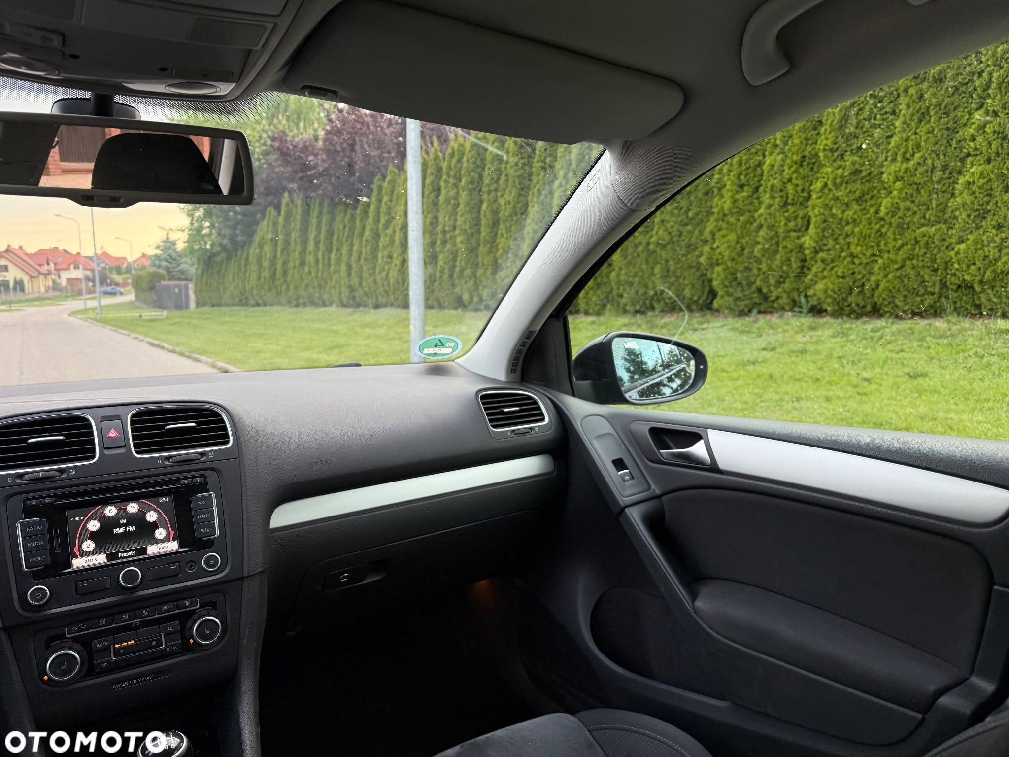 Volkswagen Golf - 16