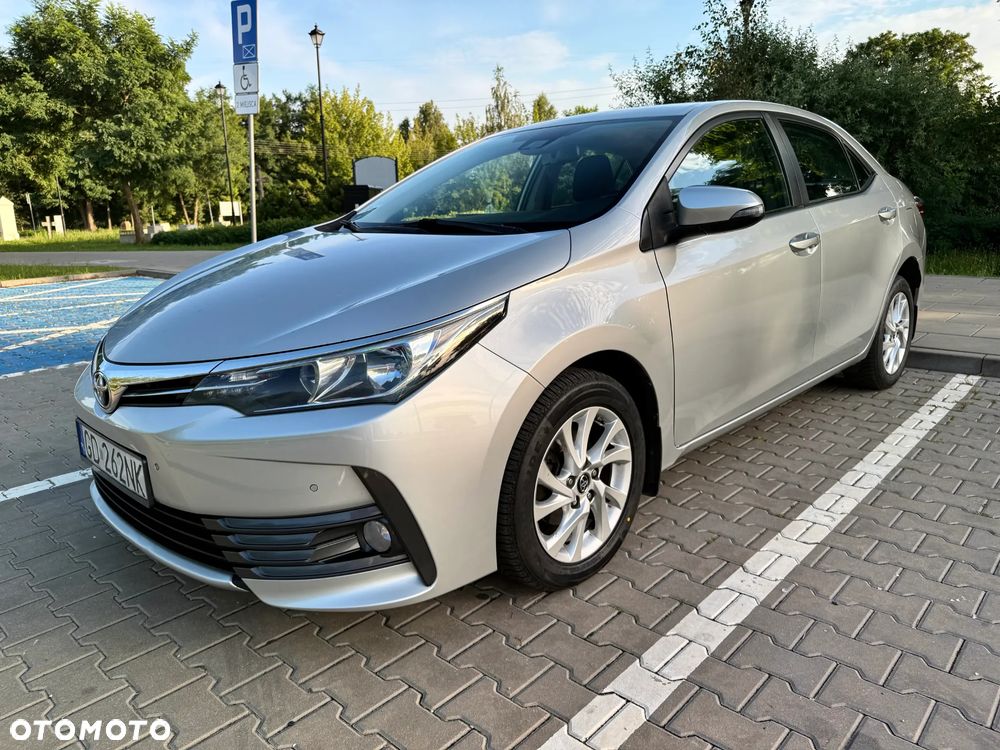 Toyota Corolla 1.6 Premium EU6 - 2