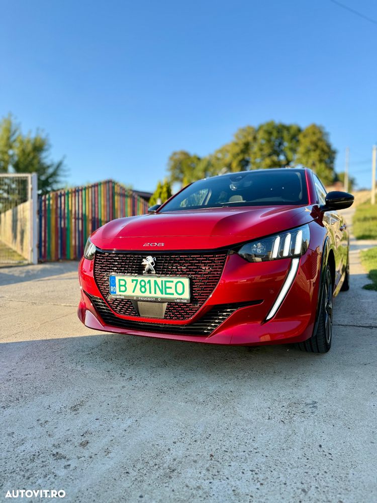 Peugeot 208 e-208 GT - 12