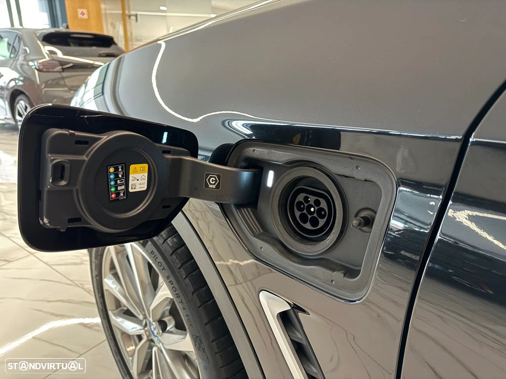 BMW X3 30 e xDrive - 16