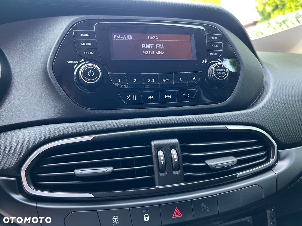 Fiat Tipo 1.4 16v Easy - 19