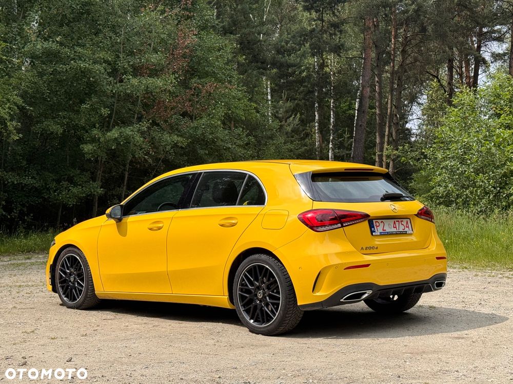 Mercedes-Benz Klasa A 200 d AMG Line 8G-DCT - 3