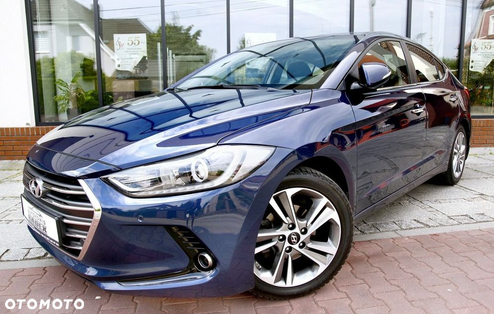 Hyundai Elantra - 25