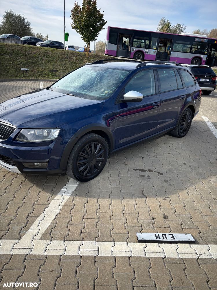 Skoda Octavia Combi Diesel 2.0 TDI 4X4 Scout - 5