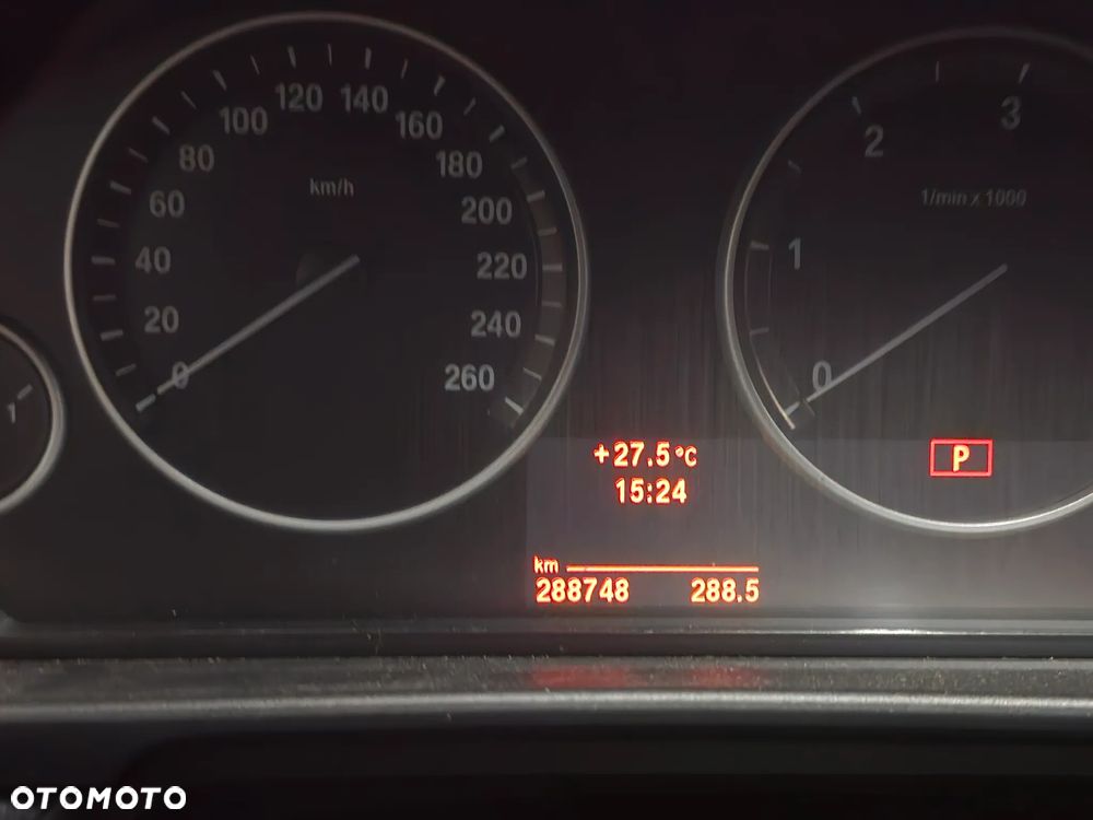BMW Seria 5 520d - 7