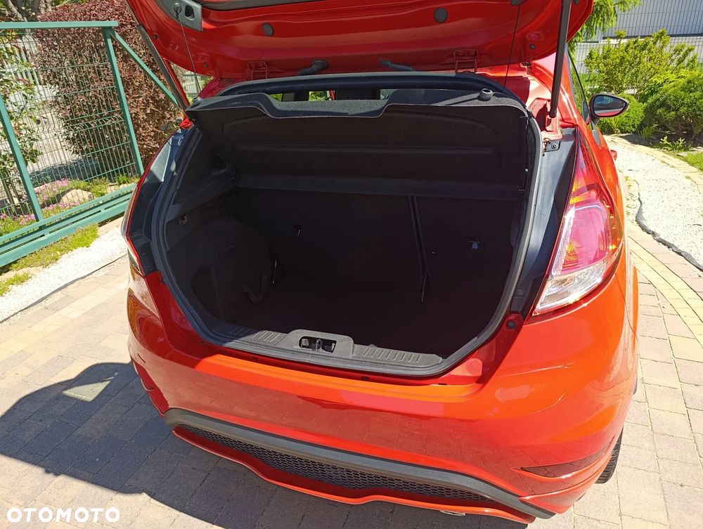 Ford Fiesta ST - 27