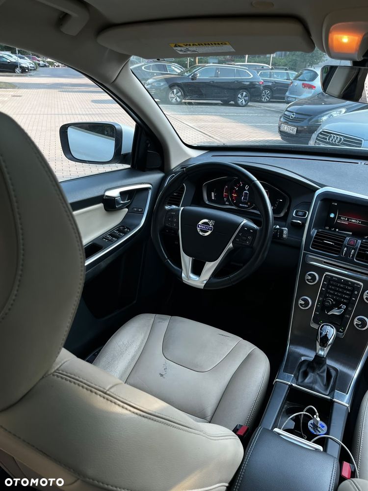 Volvo XC 60 T5 AWD Momentum - 15